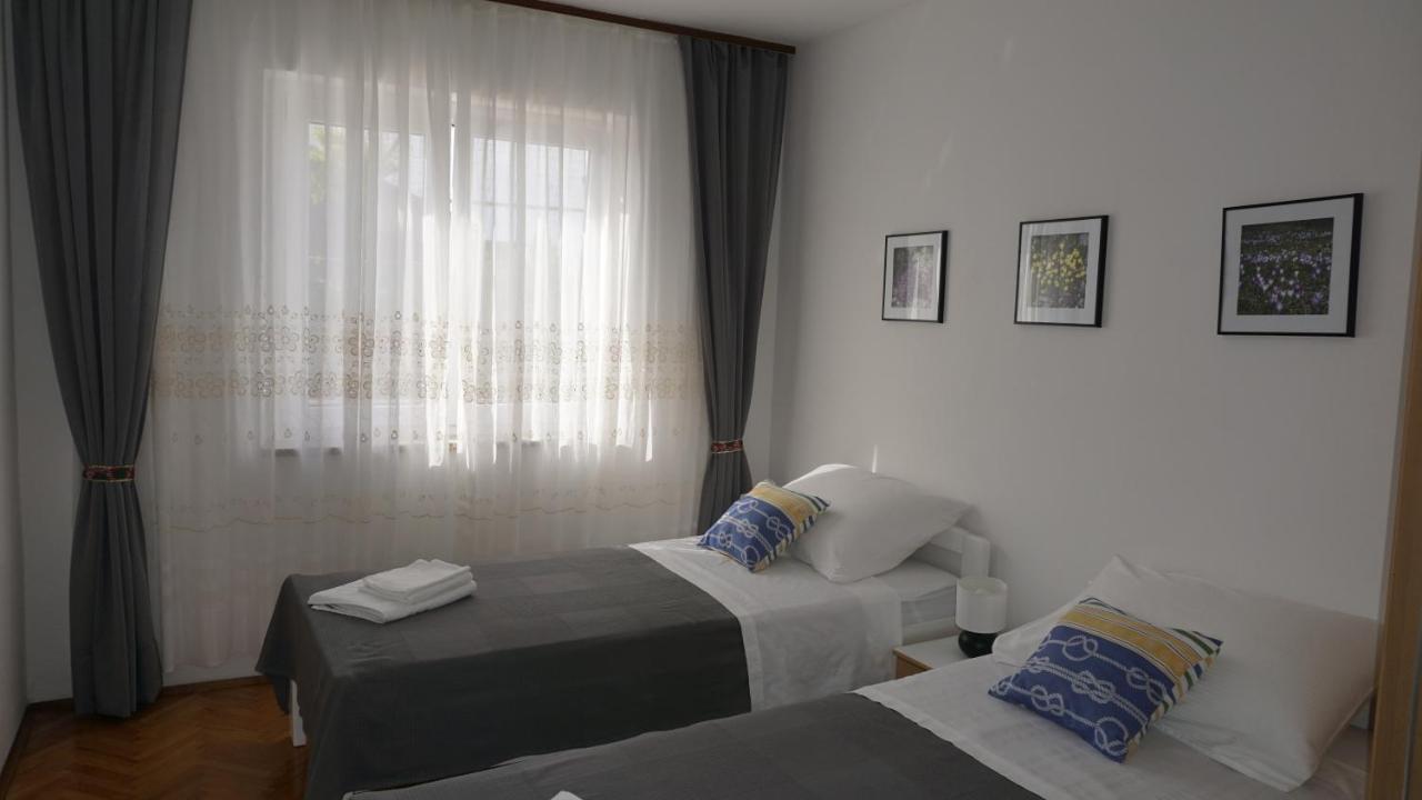Apartment Zuza Krk Krk Town Exterior photo