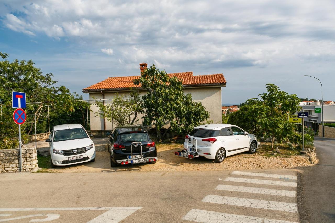 Apartment Zuza Krk Krk Town Exterior photo